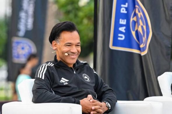 الشارقة
      يقترب
      من
      مهاجم
      ويسوّق
      ماناي