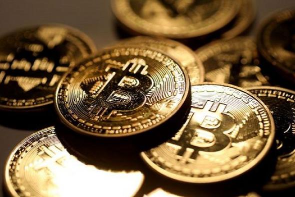 بيتكوين
      تستقر
      عند
      95
      ألف
      دولار
      عقب
      تأجيل
      قانون
      العملات
      المشفرة