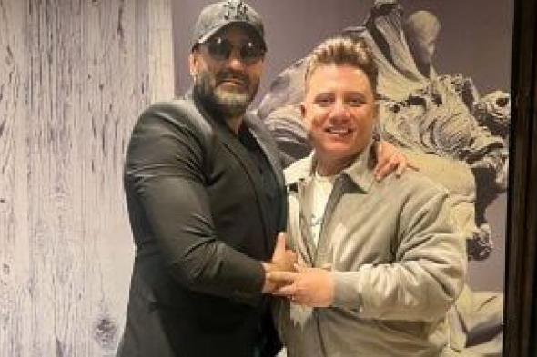 "مريضة"..
أحدث
أغانى
محمد
عبد
المنعم
بتوقيع
مصطفى
السيوفى