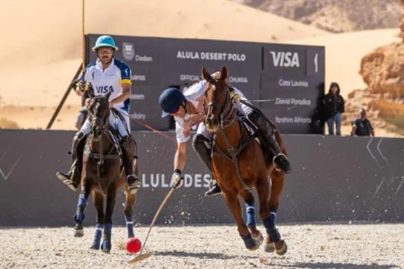 فريق
    ديفندر
    يحصد
    لقب
    بطولة
    العُلا
    لبولو
    الصحراء
    بعد
    نهائي
    حافل
    بالإثارة