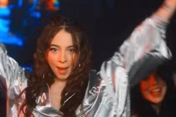 كليب
نجمة
للسورية
بيسان
إسماعيل
يتخطى
ال
30
مليون
مشاهدة