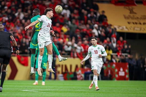 احتجاجًا
    على
    قرار
    تحكيمي
    مثير..
    السنغال
    ينسحب
    مؤقتًا
    من
    نهائي
    أمم
    إفريقيا
    أمام
    المغرب