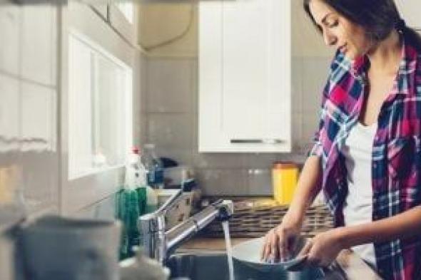 السيدات
يقضين
4.5
ساعة
يوميا
في
الأعمال
المنزلية
والرجال
2.3
ساعة