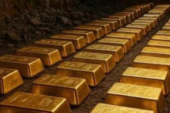 الذهب
والفضة
يسجلان
مستوى
قياسياً
بعد
تهديد
ترامب
لأوروبا
بفرض
رسوم
جمركية