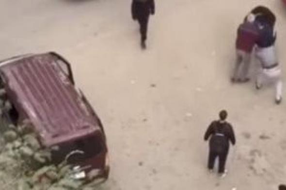 الحبس
سنة
و6
أشهر
للمتهمين
بالاعتداء
على
سائق
الفردوس