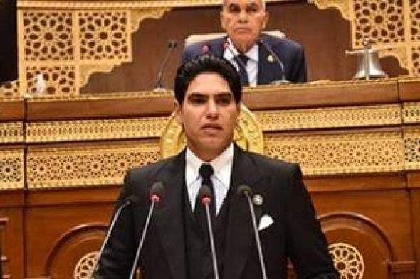 رئيس
مالية
الشيوخ
والحكومة
يتمسكان
بمركزية
قرارات
رفع
الضريبة
العقارية