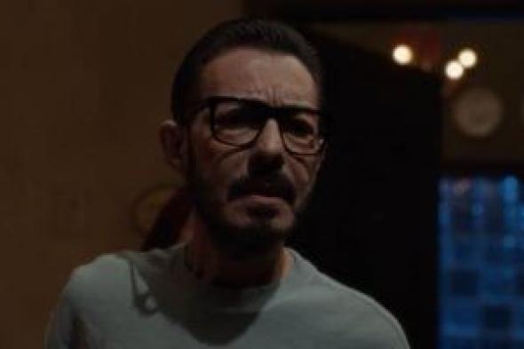 لعبة
وقلبت
بجد
الحلقة
9..
أمنية
باهي
تستغيث
بأحمد
زاهر
بعد
كسر
باب
شقتها