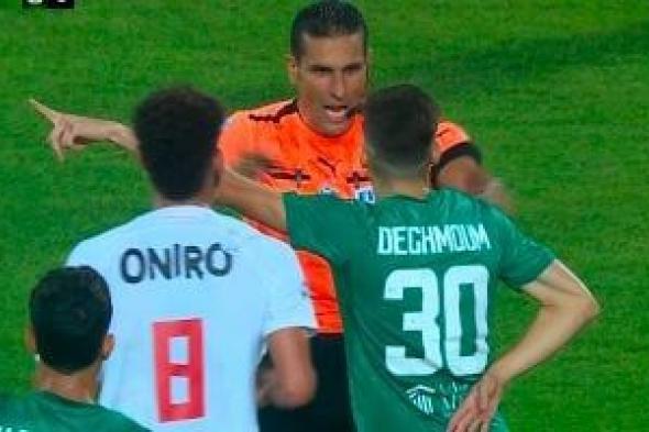 تغريم
الزمالك
50
ألف
جنيه
بسبب
حصول
لاعبيه
على
6
إنذارات
أمام
المصرى