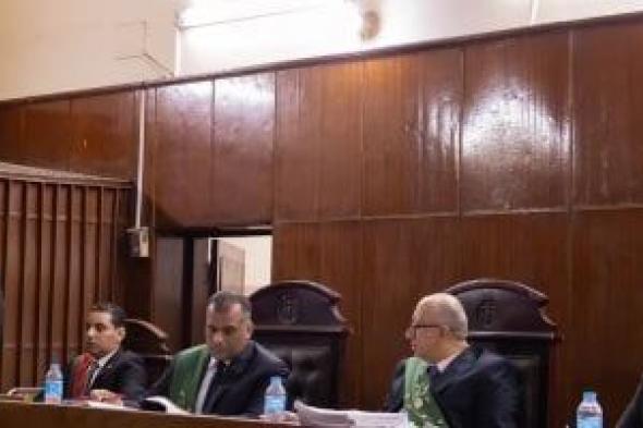 المشدد
10
سنوات
لـ
3
أشقاء
متهمين
بالشروع
في
قتل
شخصين
بسوهاج