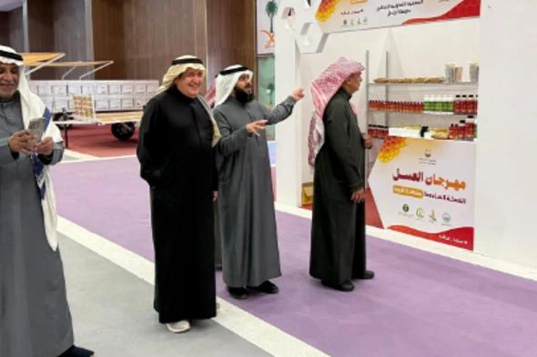 اختتام
    فعاليات
    مهرجان
    العسل
    بالجوف
    في
    نسخته
    السادسة
    بدومة
    الجندل