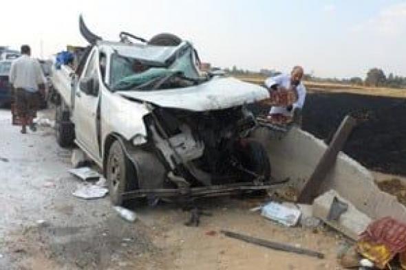 إصابة
9
أشخاص
فى
حادث
انقلاب
سيارة
على
صحراوى
البحيرة