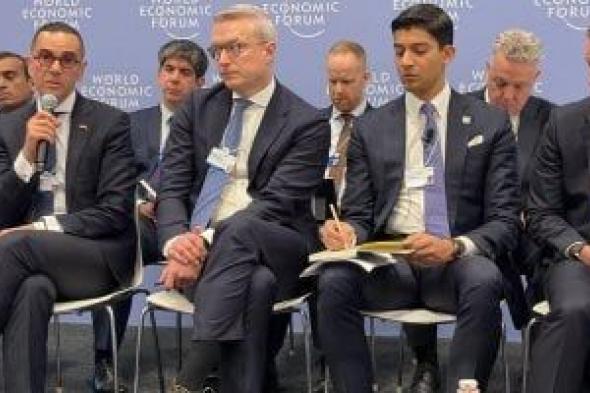 وزير
الاستثمار:
إطلاق
منصة
رقمية
متكاملة
لتمكين
الشركات
من
التعرف
على
فرص
التصدير
الجديدة