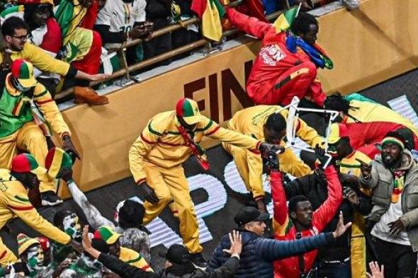 إيقاف
      وغرامة
      وحرمان
      من
      المونديال..
      عقوبات
      قاسية
      ضد
      السنغال
      فى
      أحداث
      نهائي
      الكان