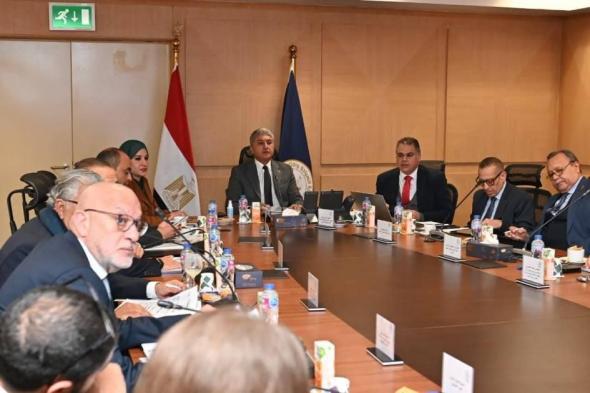 مصر
      تستهدف
      48
      سوقاً
      للترويج
      السياحي
      عالمياً