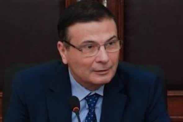 وزير
الزراعة:
إزالة
أكثر
من
100
حالة
تعد
وطرح
المنتجات
بأسعار
مخفضة