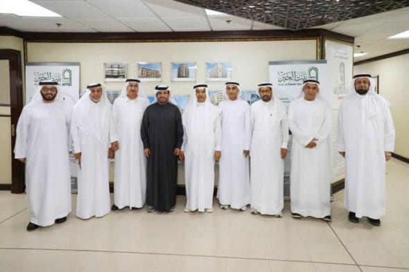 «بيت
      الخير»
      و«إسلامية
      دبي»
      تبحثان
      آفاق
      العمل
      الإنساني