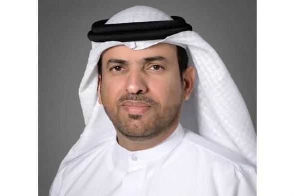 «إسلامية
دبي»
تكرم
30
موظفاً
برحلـة
عمرة
عائلية