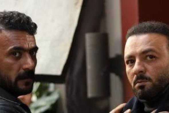 محمد
أحمد
ماهر
يواصل
تصوير
على
كلاى
ويشعل
الصراع
مع
أحمد
العوضى
فى
رمضان
2026