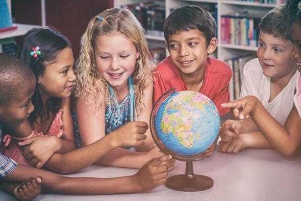 أسئلة
ذكاء
سريعة
عن
الجغرافيا
وعواصم
البلاد
للأطفال
من
سن
7
–
12
سنة 