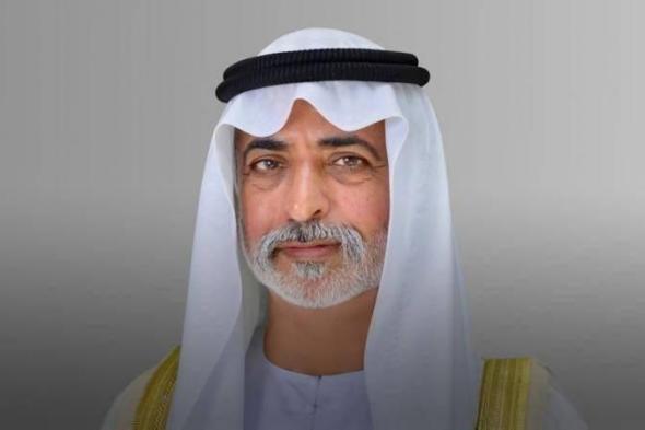 نهيان
      بن
      مبارك
      يطلق
      برنامج
      «تواصل»
      من
      الظفرة
      لتعزيز
      الحوار
      بين
      الأجيال
      وترسيخ
      الهوية
      الوطنية