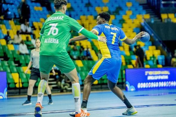 المنتخب
الوطني
لكرة
اليد
يحقق
فوزًا
عريضًا
أمام
رواندا
في
البطولة
الإفريقية