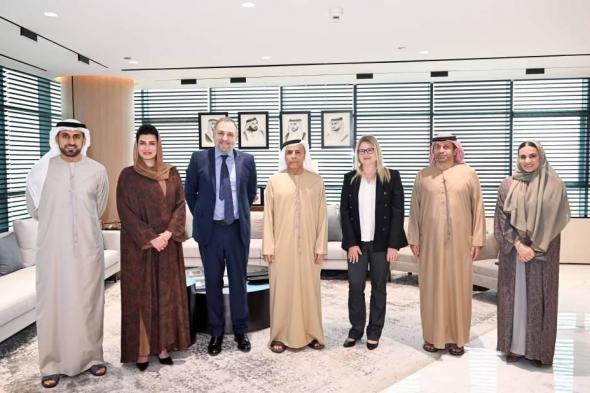 «طرق
      دبي»
      تطلق
      برنامج
      القيادات
      التنفيذية