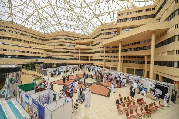 جامعة
    القصيم
    تعلن
    عن
    وظائف
    شاغرة
    بنظام
    التعاقد
    بدوام
    كامل