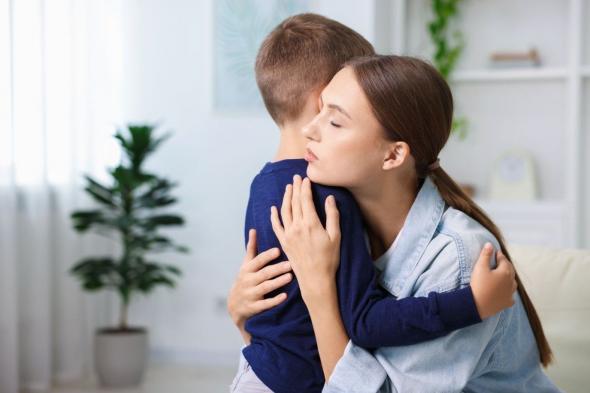 5
علامات
تشير
إلى
أنك
تربين
طفلك
بشكل
سليم
حتى
لو
شعرت
بالتقصير