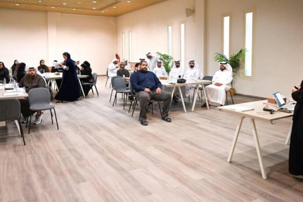 شرطة
      الشارقة
      تطلق
      برنامجاً
      لمنسقي
      الصحة
      والسلامة
      الحكومية