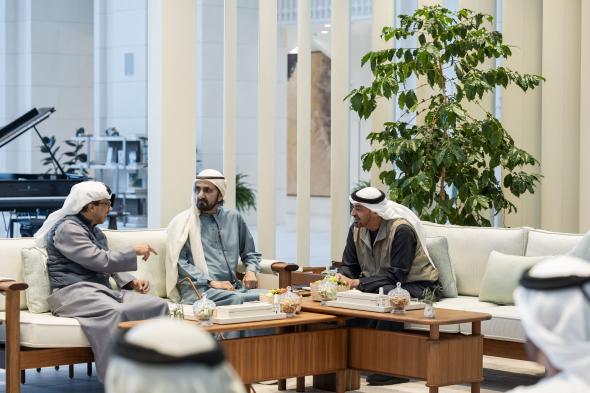 رئيس الدولة يستقبل محمد بن راشد