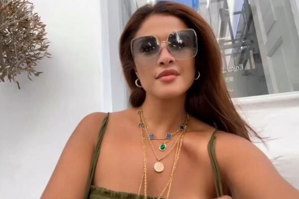 صور
ياسمين
عبد
العزيز
–
حقيقة
فضيحة
ياسمين
عبد
العزيز