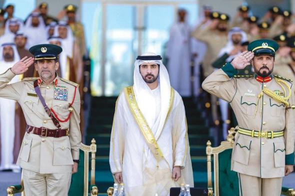 حمدان بن محمد يشهد حفل تخريج طلبة أكاديمية شرطة دبي