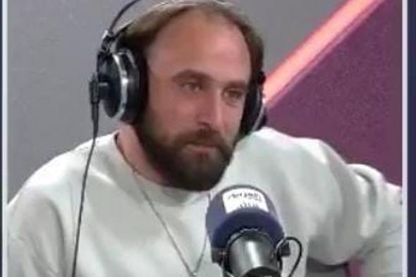 المخرج
    عمرو
    أفغاني:
    شارع
    الأعشى
    الأهم
    والأقرب
    للجمهور