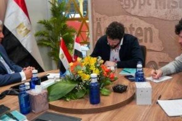 وزير
السياحة
يروج
لزيارة
مصر
بعقد
لقاءات
مع
وسائل
الإعلام
الإسبانية