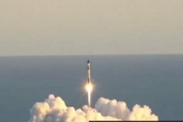 سبيس
إكس
تطلق
25
قمراً
صناعياً
من
أقمار
ستارلينك
للإنترنت
إلى
المدار