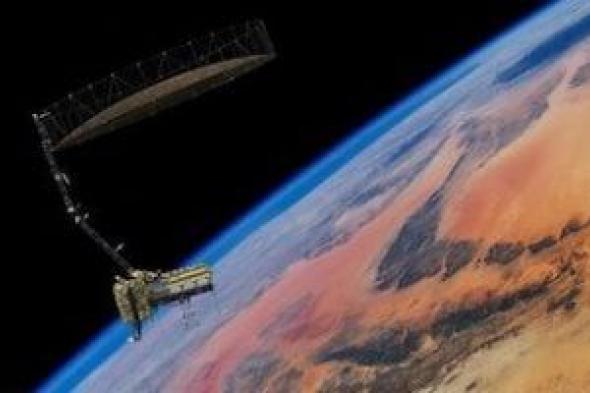 تنافس
ستارلينك..«بلو
أوريجين»
تطلق
شبكة
فضائية
لتأمين
اتصالات
الأقمار
الصناعية