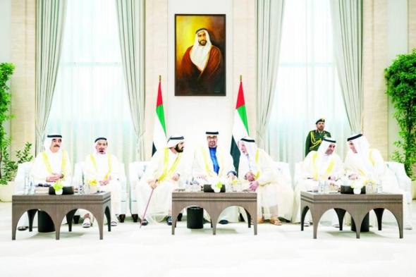 سلطان..
54
عاماً
من
العطاء
للنهوض
بـ
«شارقة
الخير»