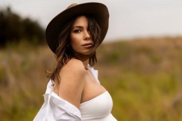 ناصيف زيتون ودانييلا رحمة يستقبلان طفلهما الأول "إلياس"