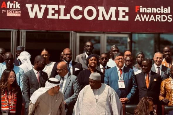 «فاينانشال
      أفريك»
      تختار
      الإماراتي
      علي
      الشمري
      رائداً
      للتعاون