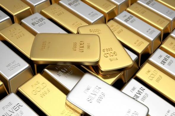 الذهب يقترب من 5000 دولار والفضة لأعلى مستوياتها