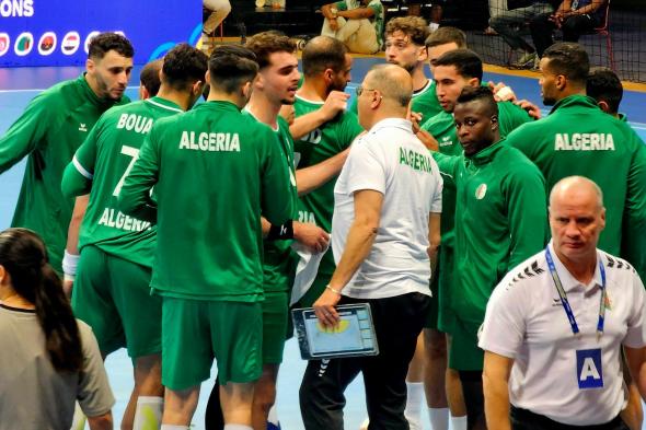 بطولة
إفريقيا..
منتخب
اليد
ينهي
شوطه
الأول
متفوقا
على
زامبيا