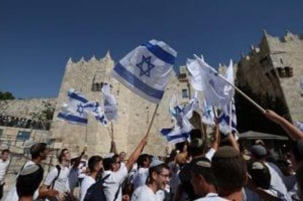 مستوطنون
يهاجمون
تجمع
خلة
السدرة
والاحتلال
يعلنه
"منطقة
عسكرية
مغلقة"