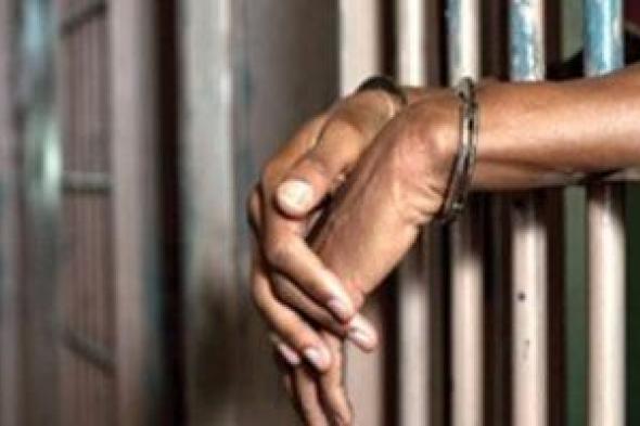 تجديد
حبس
نباش
قمامة
قتل
زميله
بسيخ
حديد
بسبب
سيجارة
في
بولاق
الدكرور