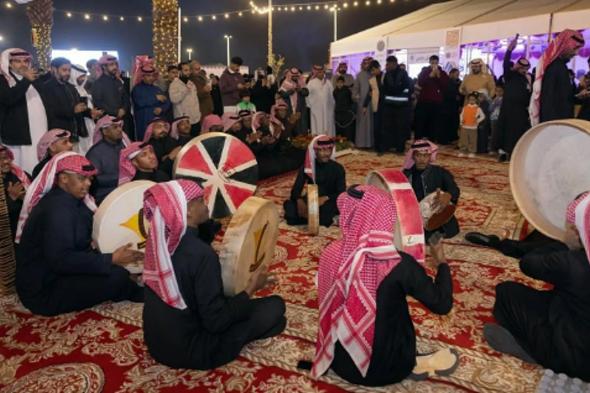 أجواء
    تراثية
    وبرامج
    تفاعلية
    تستقطب
    زوار
    موسم
    «شتاء
    الرس»