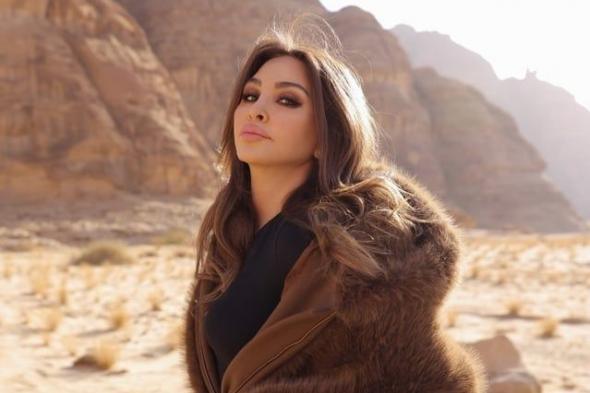 نجمات ينعشن صيحة الفرو في إطلالات لافتة خلال 2026