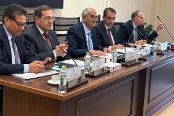 وكيل
تشريعية
النواب:
تشديد
العقوبات
وحده
لا
يكفى
لمواجهة
سرقات
التيار
الكهربائى