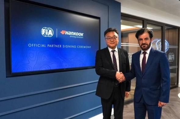 ابن
      سليم
      يرحب
      بانضمام
      هانكوك
      إلى
      منصة
      الابتكار
      في
      رياضة
      السيارات