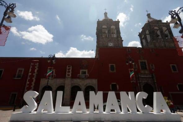 المكسيك.. مسلحون يقتلون 11 شخصا في ملعب كرة قدم