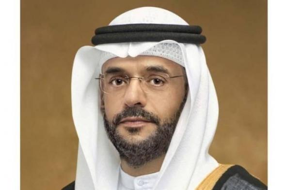 ولي
      عهد
      الشارقة
      ينتدب
      سيف
      بن
      محمد
      إلى
      البرلمان
      العربي
      للطفل