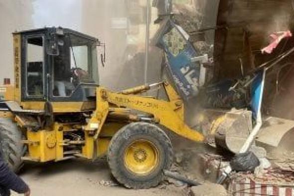 محافظ
القليوبية
يتابع
حملات
تحسين
النظافة
ورفع
الإشغالات
غرب
شبرا
الخيمة